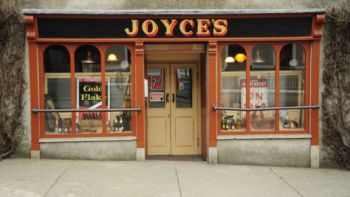 Joyce's Bar